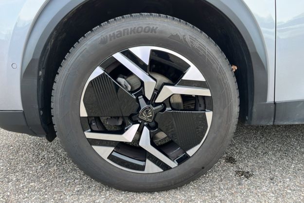 PEUGEOT 2008 130 EAT8 ALLURE SURÉQUIPÉ