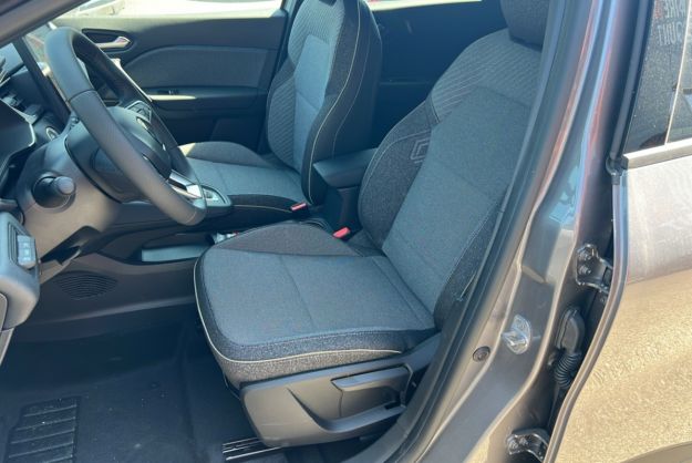 RENAULT CAPTUR E-TECH HYBRID 145 TECHNO PLUS