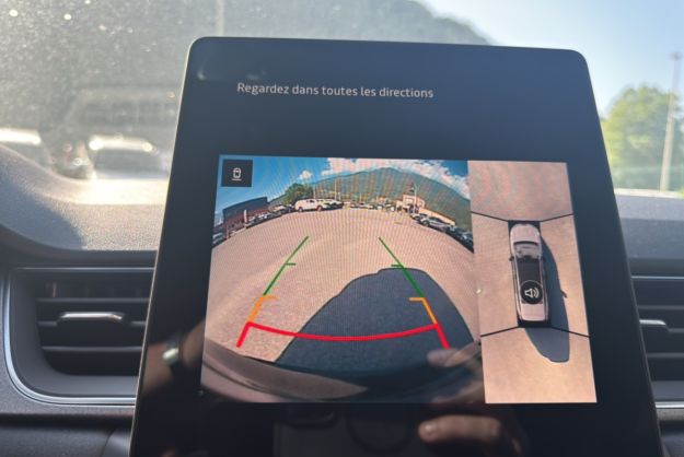 RENAULT CAPTUR E-TECH HYBRID 145 TECHNO PLUS