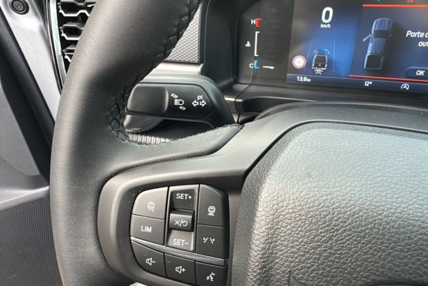 FORD RANGER 2.0 TDCI 170 BVM6 XLT SUPERCAB