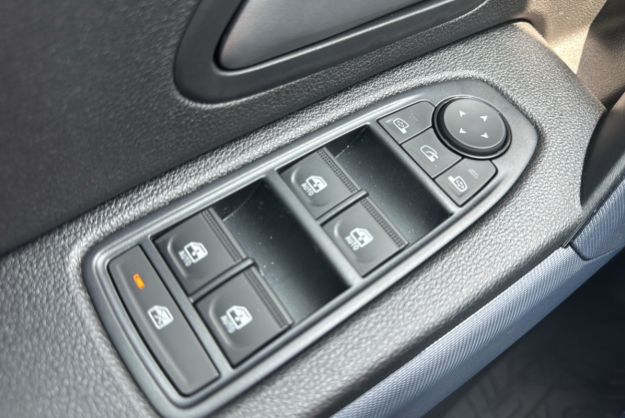 DACIA DUSTER HEV 140 JOURNEY PLUS