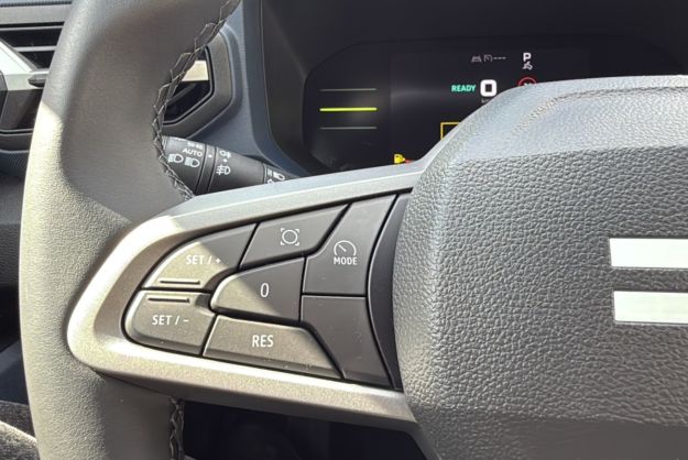 DACIA DUSTER HEV 140 JOURNEY PLUS