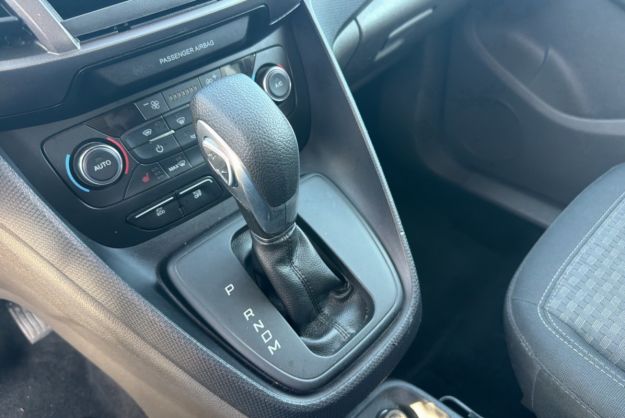 FORD TRANSIT CONNECT 1.5 BVA 120