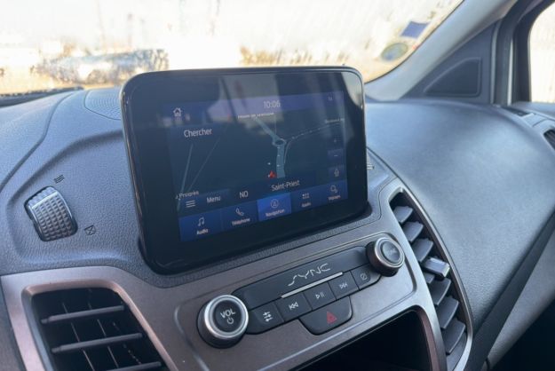 FORD TRANSIT CONNECT 1.5 BVA 120