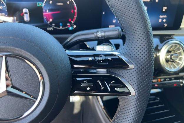 MERCEDES CLASSE A 200D BVA EXCLUSIVE DESIGN