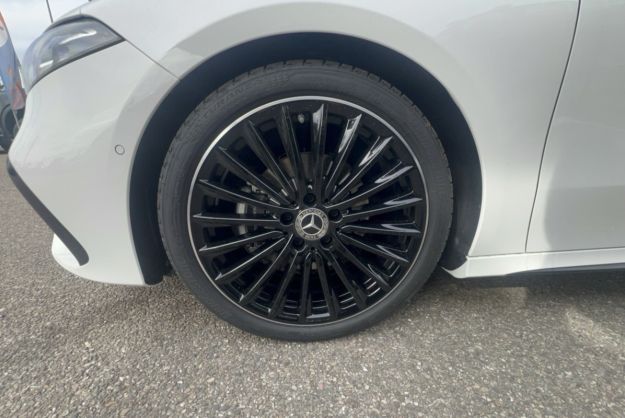MERCEDES-BENZ CLASSE A 200D BVA EXCLUSIVE DESIGN