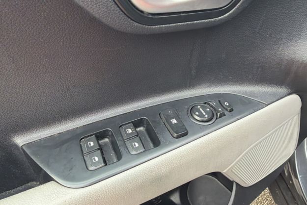 KIA STONIC 1.0 TGDI 120 DESIGN