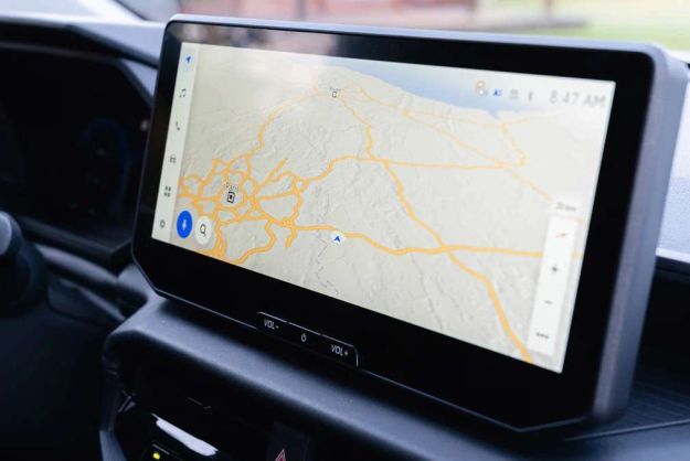 TOYOTA HILUX NEW 2.8 204 BVA CONFORT 4PL