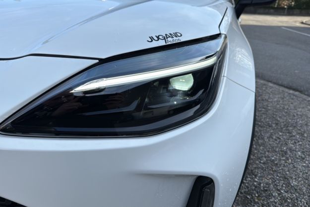 TOYOTA YARIS CROSS HYBRIDE 130 4WD DESIGN