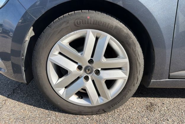 RENAULT CLIO TCE 90 ZEN BVM6