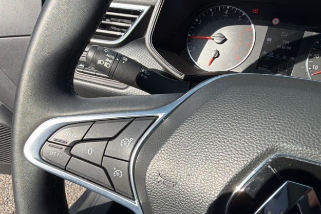 RENAULT CLIO TCE 90 ZEN BVM6