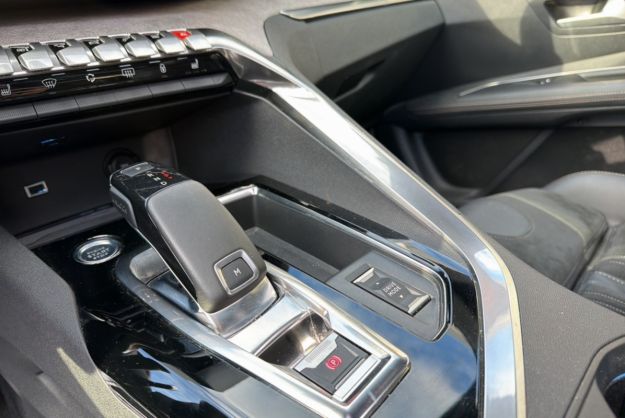 PEUGEOT 3008 1.6 180 CH EAT8 GT PACK TO