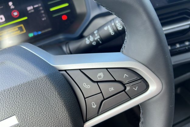 DACIA BIGSTER HYBRID 155 EXPRESSION PLUS