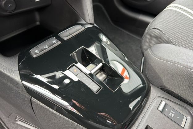 OPEL CORSA HYBRID 110 E-DCT6 GS PK CONFORT