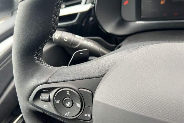 OPEL CORSA HYBRID 110 E-DCT6 GS PK CONFORT