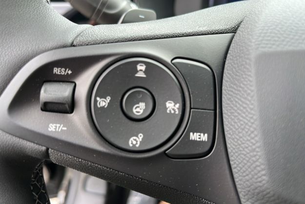 OPEL CORSA HYBRID 110 E-DCT6 GS PK CONFORT