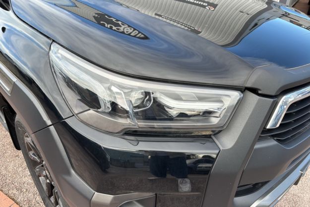 TOYOTA HILUX X-TRA D-4D 204 BVA INVINCIBLE