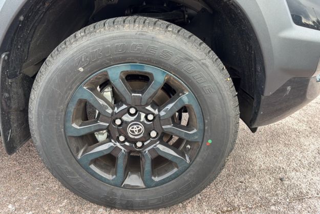 TOYOTA HILUX X-TRA D-4D 204 BVA INVINCIBLE