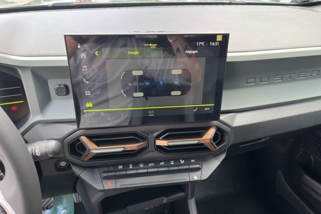 DACIA DUSTER HYBRID-G 150 4X4 EXTREME