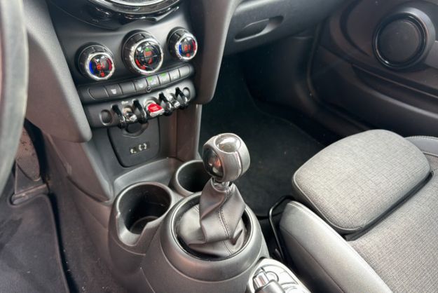 MINI COOPER MINI COOPER (F56) 1.5I 136