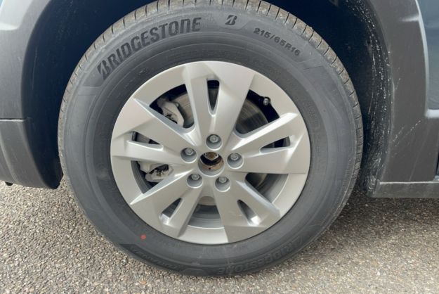 PEUGEOT RIFTER BLUEHDI 130 EAT8 ALLURE