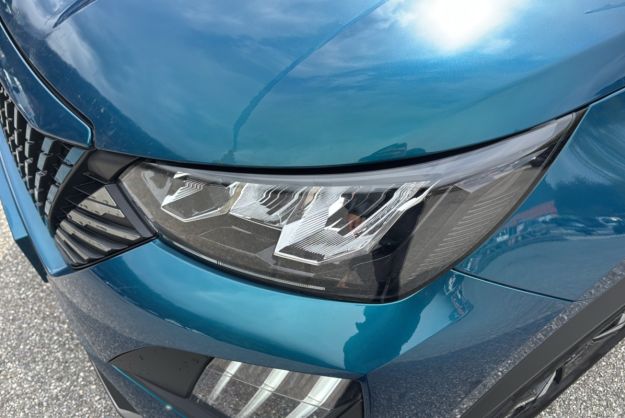 PEUGEOT 2008 HYBRID 145 E-DSC6 ALLURE PLUS