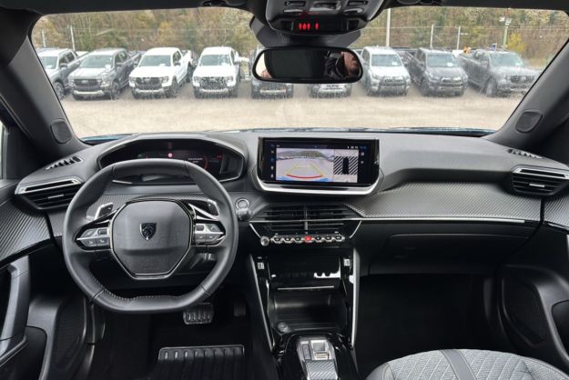 PEUGEOT 2008 HYBRID 145 E-DSC6 ALLURE PLUS