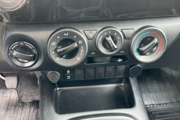 TOYOTA HILUX SINGLE CAB 2.4 150 LECAP