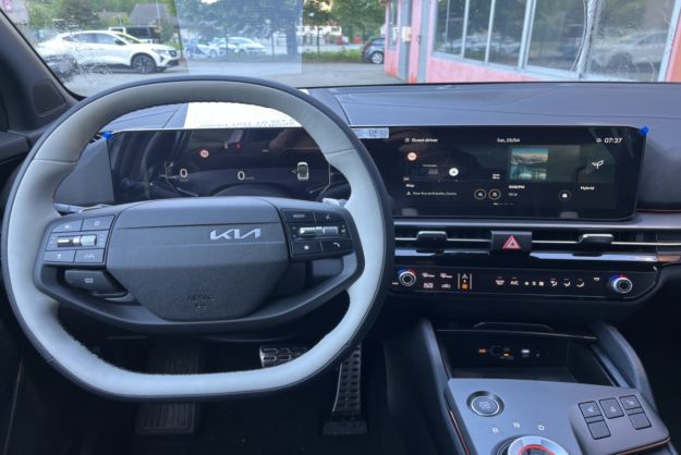 KIA SPORTAGE 1.6 T-GDI HEV 239 GT TOIT PANO