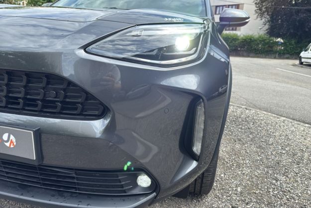 TOYOTA YARIS CROSS HYBRIDE 130 2WD DESIGN