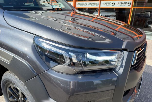 TOYOTA HILUX 2.8 204 BVA INVINCIBLE 4PL