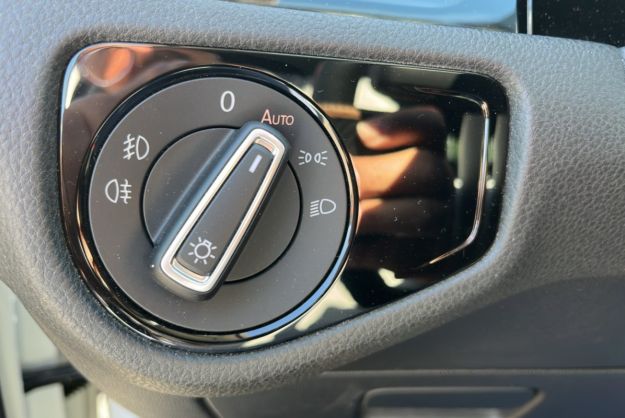 VOLKSWAGEN GOLF 2.0 TDI 150 DSG CARAT R-LINE