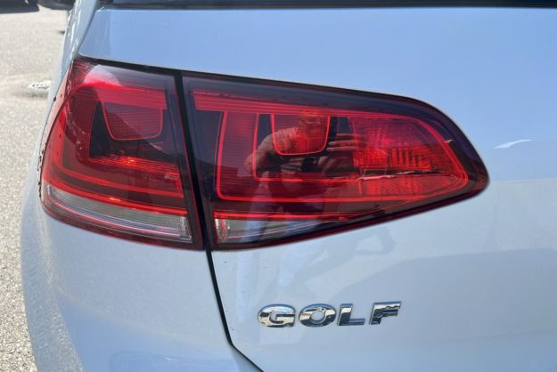 VOLKSWAGEN GOLF 2.0 TDI 150 DSG CARAT R-LINE