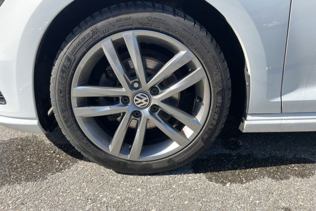 VOLKSWAGEN GOLF 2.0 TDI 150 DSG CARAT R-LINE