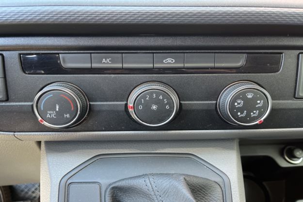 VOLKSWAGEN TRANSPORTER 2.0 TDI 150 DSG