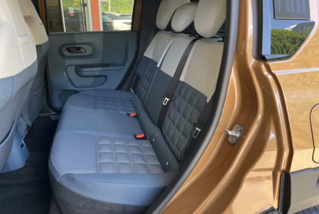 FIAT PANDA 1.2 HYBRID 110 EDCT6 LA PRIMA