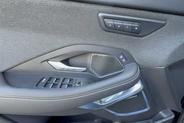 JAGUAR E-PACE 2.0 200 HSE 4X4 R-DYNAMIC E85