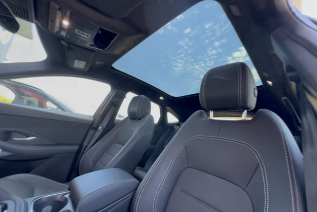 JAGUAR E-PACE 2.0 200 HSE 4X4 R-DYNAMIC E85