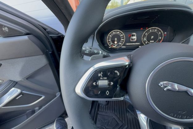 JAGUAR E-PACE 2.0 200 HSE 4X4 R-DYNAMIC E85