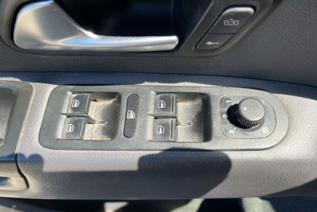 VOLKSWAGEN AMAROK 2 TDI 180 BVA