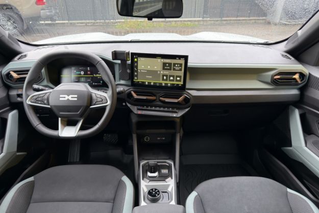 DACIA DUSTER HYBRID-G 150 4X4 EXTREME PLUS
