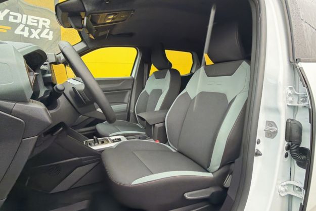 DACIA DUSTER HYBRID-G 150 4X4 EXTREME PLUS