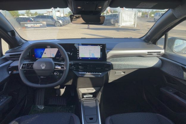 RENAULT CLIO 6 TCE 115 EDC TECHNO