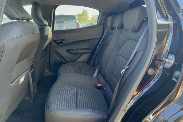 RENAULT CLIO 6 TCE 115 EDC TECHNO