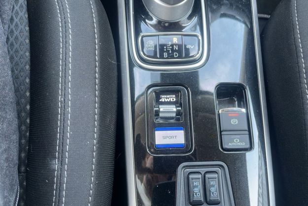 MITSUBISHI OUTLANDER 2.4 PHEV 224 4WD BUSINESS
