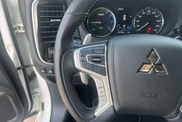MITSUBISHI OUTLANDER 2.4 PHEV 224 4WD BUSINESS