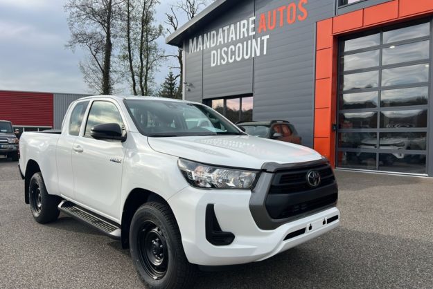 TOYOTA HILUX 2.8 204 X-TRA CAB LE CAP MY26