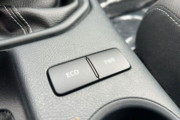 TOYOTA HILUX 2.8 204 X-TRA CAB LE CAP MY26