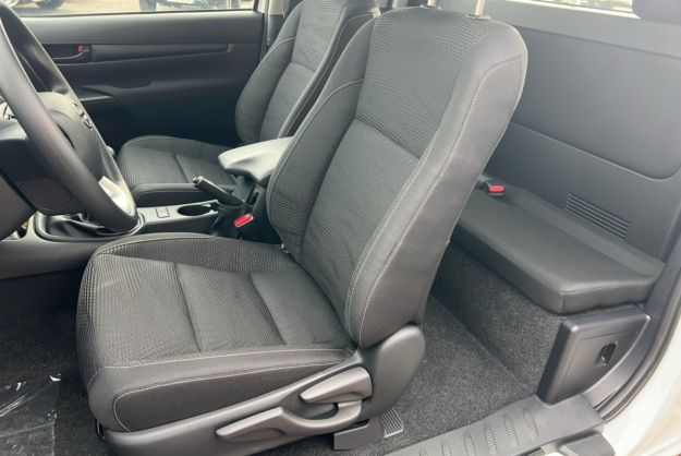 TOYOTA HILUX 2.8 204 X-TRA CAB LE CAP MY26