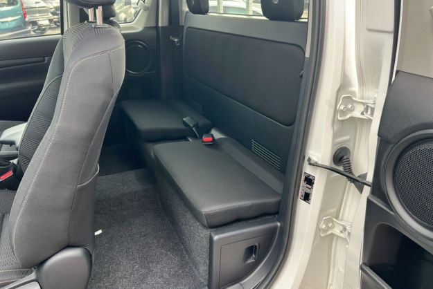 TOYOTA HILUX 2.8 204 X-TRA CAB LE CAP MY26